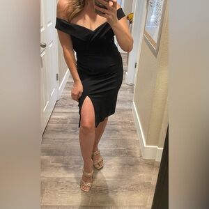 Lulus Elegant Black  Dress